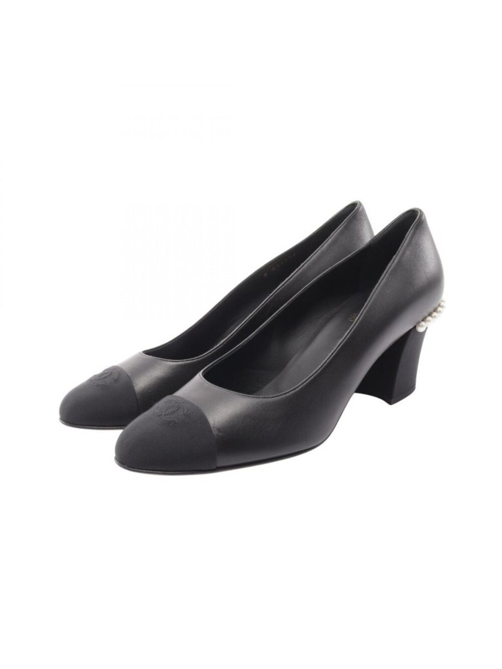 Chanel Pumps CC Logo Pearl Leather Heels